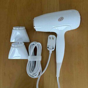 T3 Featherweight Hairdryer